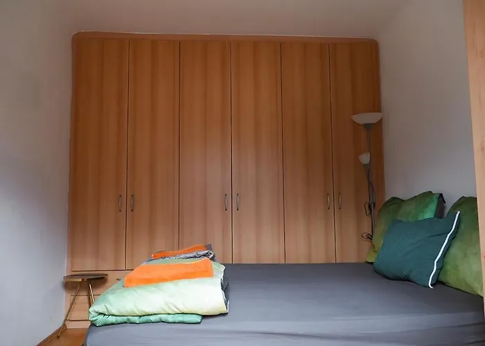 Close To City Centre And Next To Wien Hbf And Easy From Airport